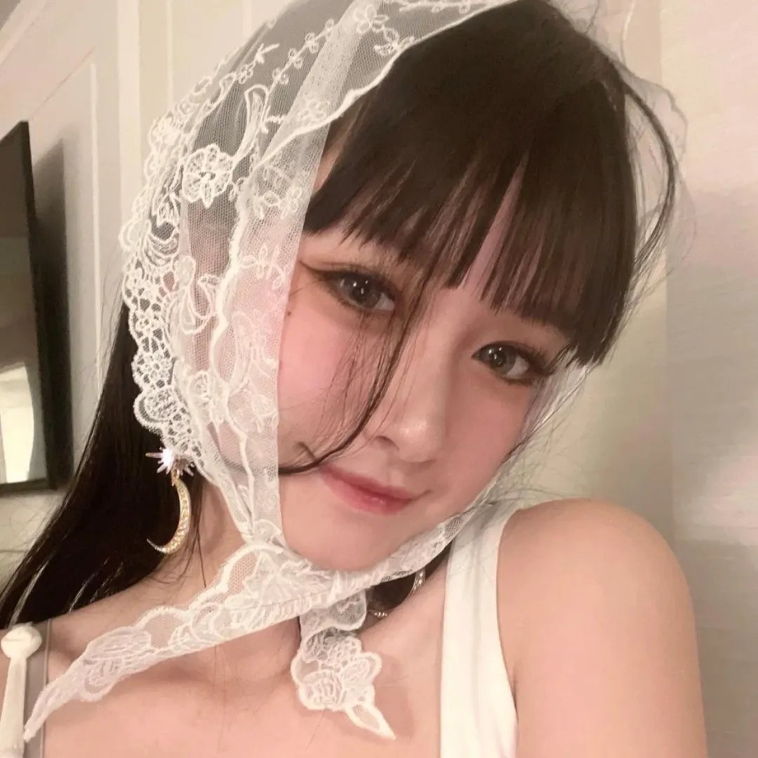 蓝色江流淌